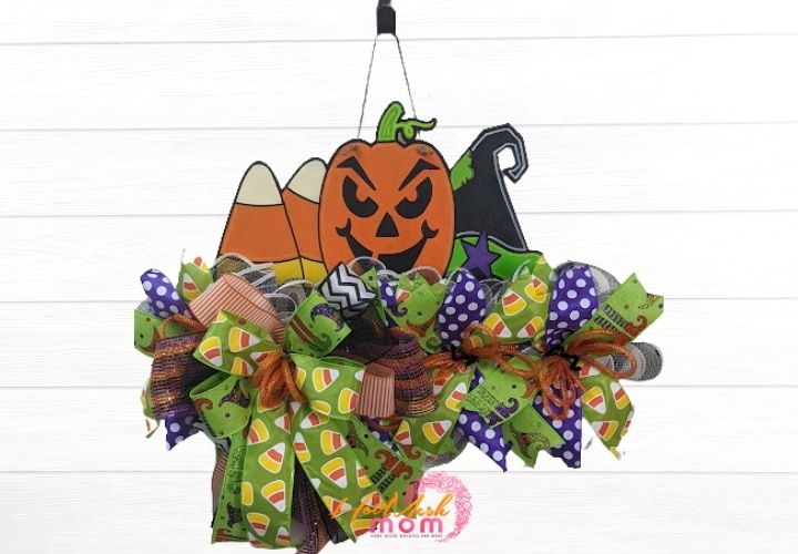 Decorate a Halloween Candy Corn Wreath Rail